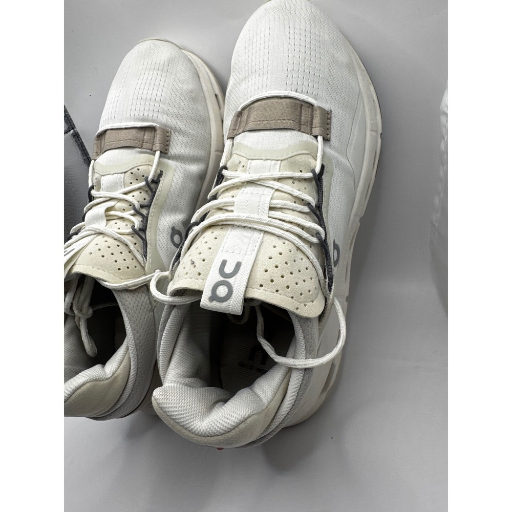 Cloudnova 2 Ice/Sand White Cream Sneakers Women's Size 9
